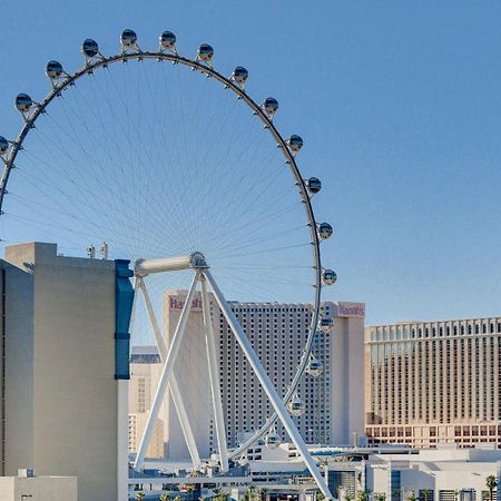 Modern Oasis Steps Away From The Las Vegas Strip Luaran gambar